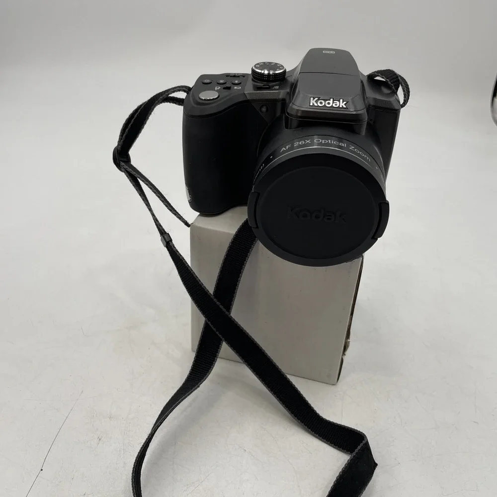 Kodak EasyShare Digital Camera Z981 14.0MP 26x Zoom+Battery+Manuals+Case